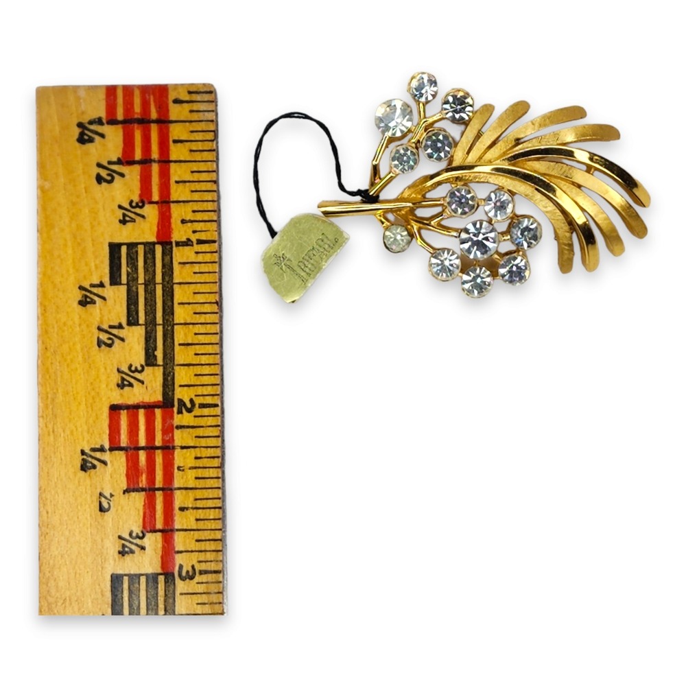 Trifari Vintage Gold Tone Clear Rhinestone Brooch Pin Flower Leaf New Old Stock - Picture 3 of 9